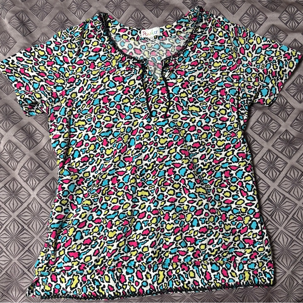 Peaches Bright Colorful Leopard scrub top
